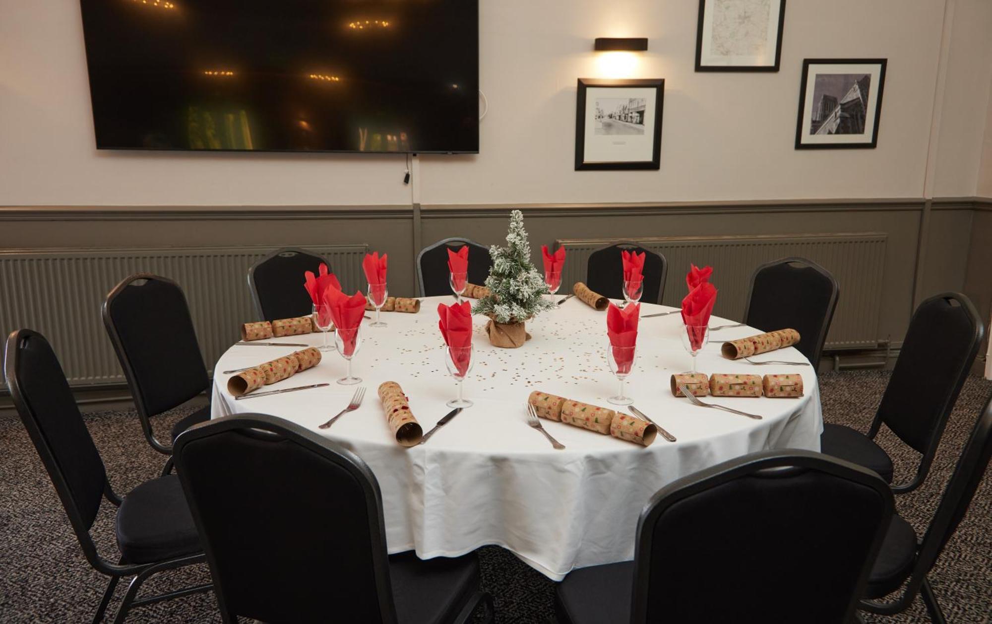 Charnwood Arms Hotell Coalville Exteriör bild