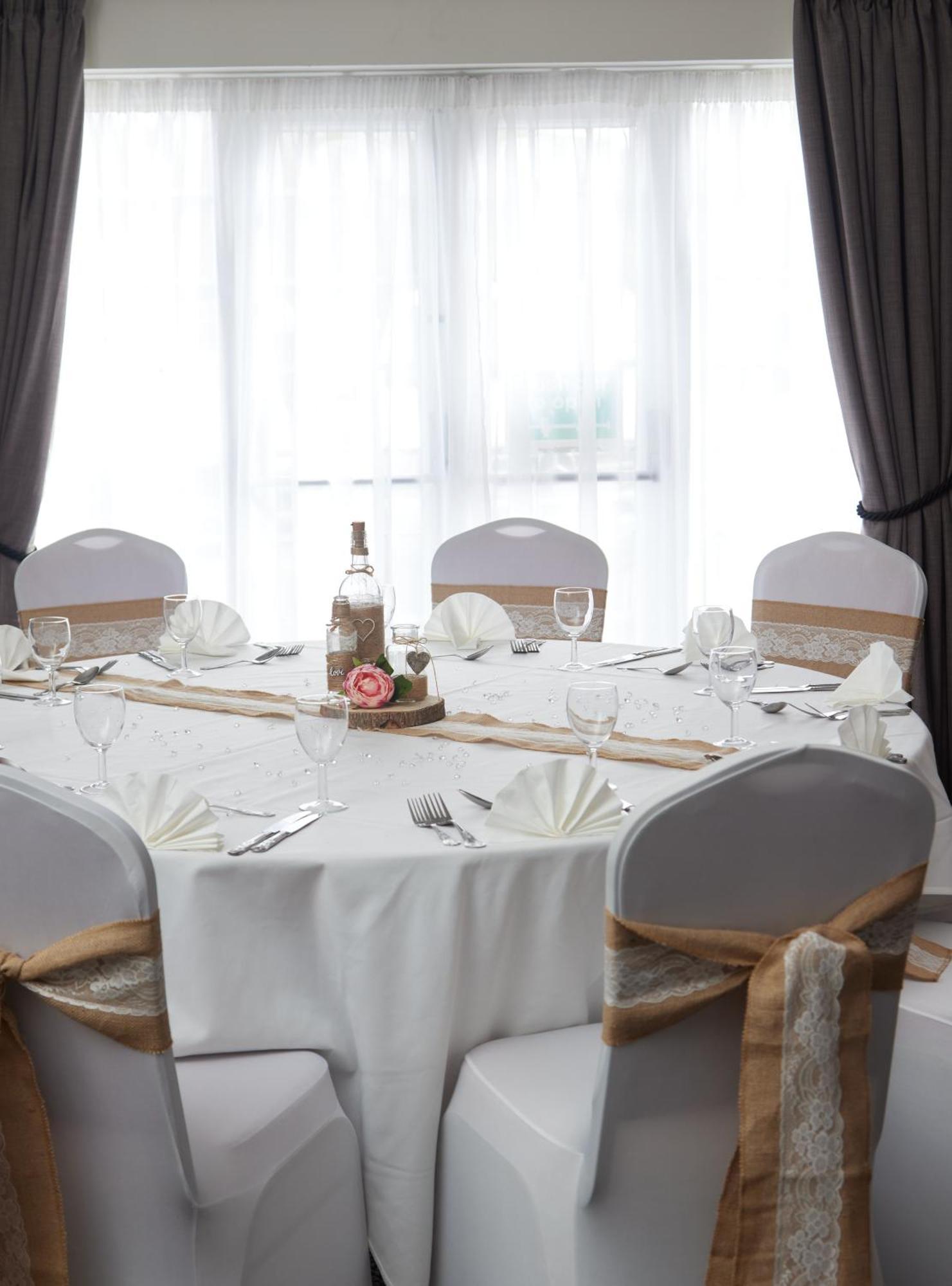 Charnwood Arms Hotell Coalville Exteriör bild